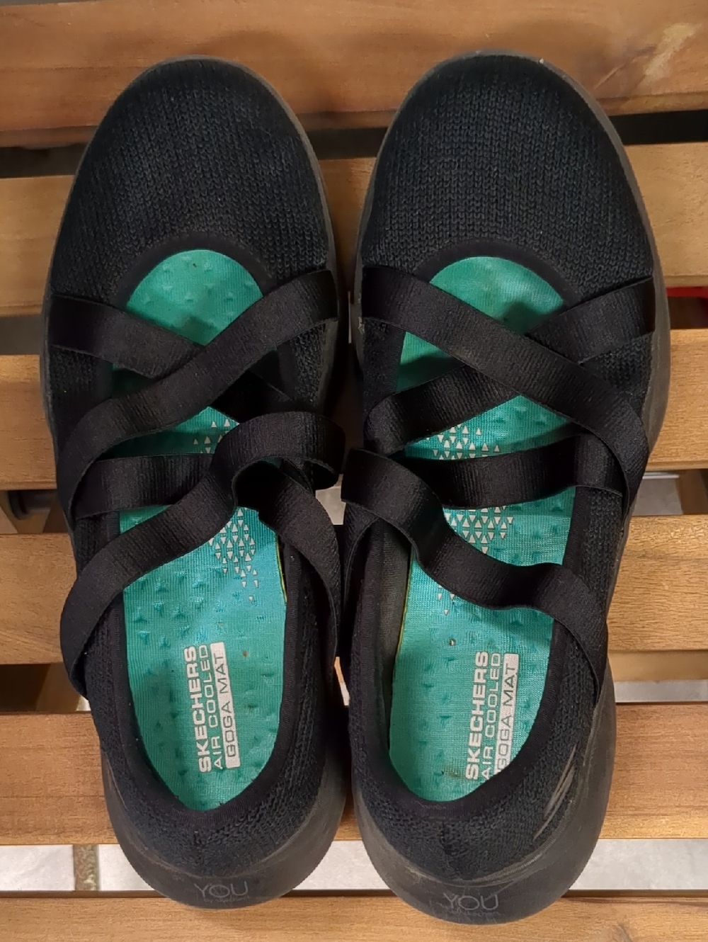 Skechers Black Slip-On Flats with Teal Cushioned Insole